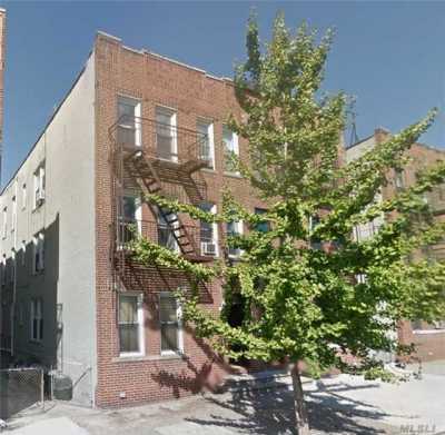 Apartment For Rent in Sunnyside, New York