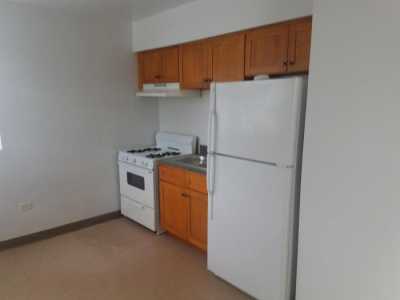 Apartment For Rent in 