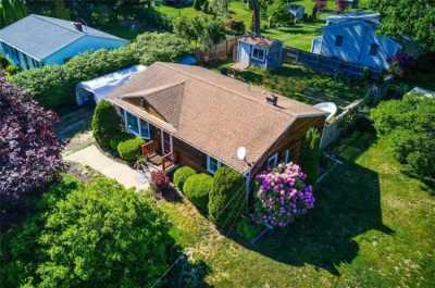 Home For Sale in Narragansett, Rhode Island