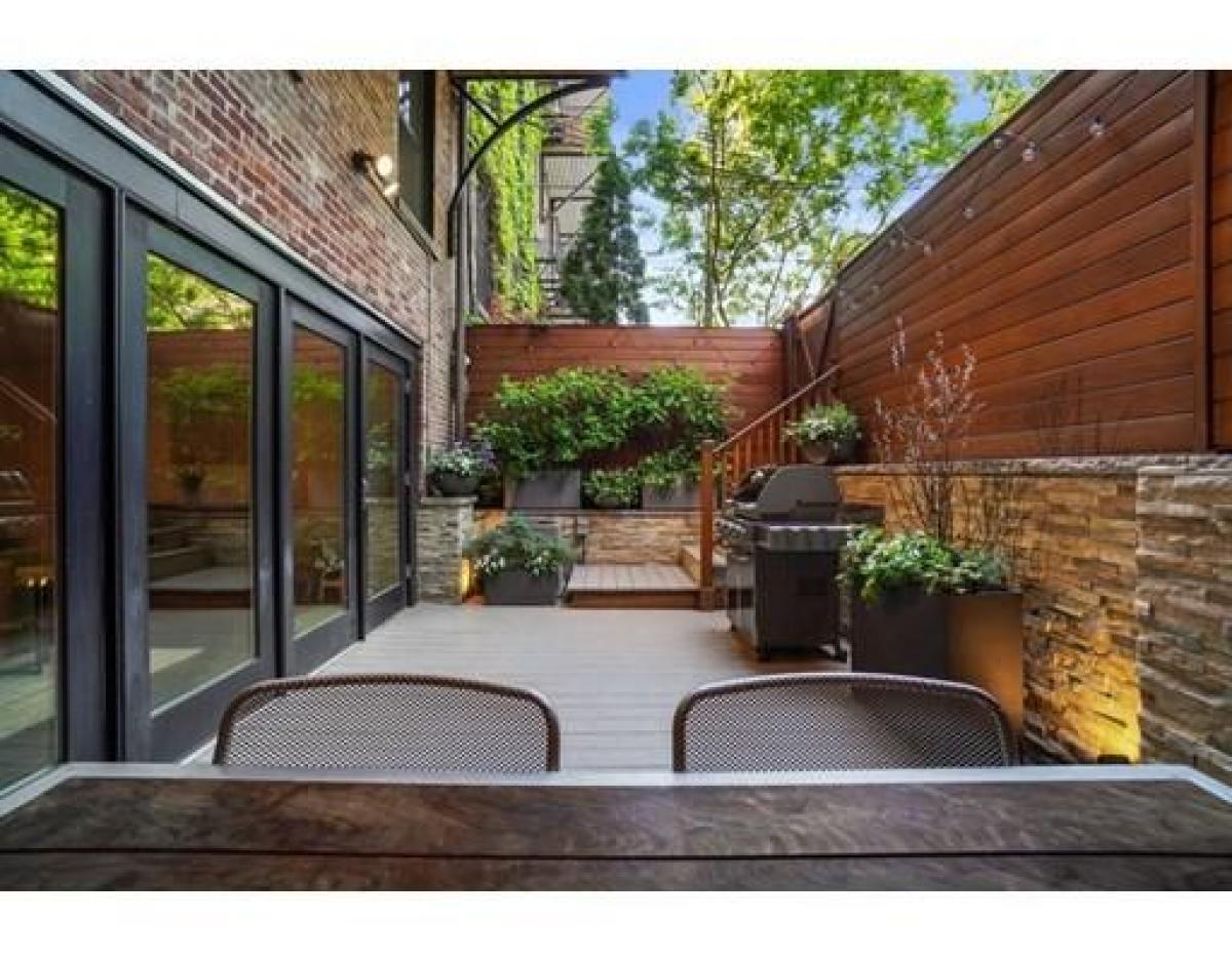 Picture of Condo For Sale in Boston, Massachusetts, United States