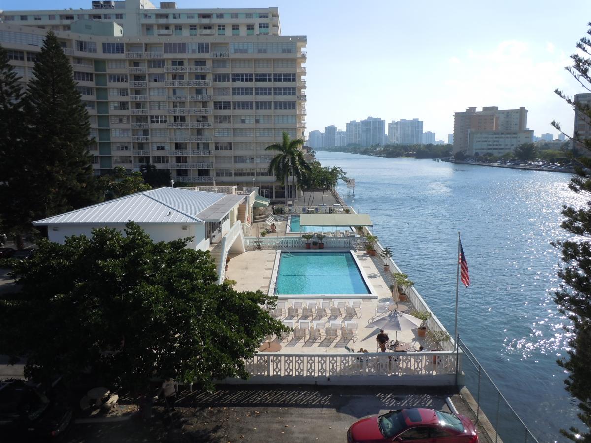 Picture of Apartment For Sale in Hallandale Beach, Florida, United States