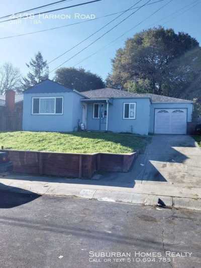 Home For Rent in El Sobrante, California