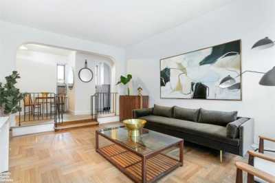 Apartment For Sale in Chelsea, New York