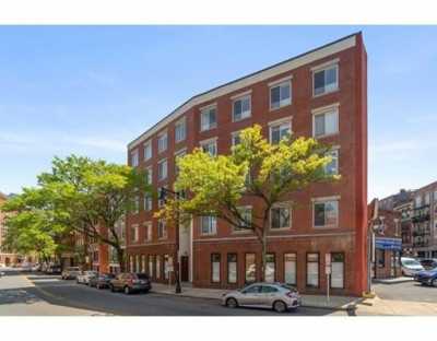Condo For Sale in Boston, Massachusetts