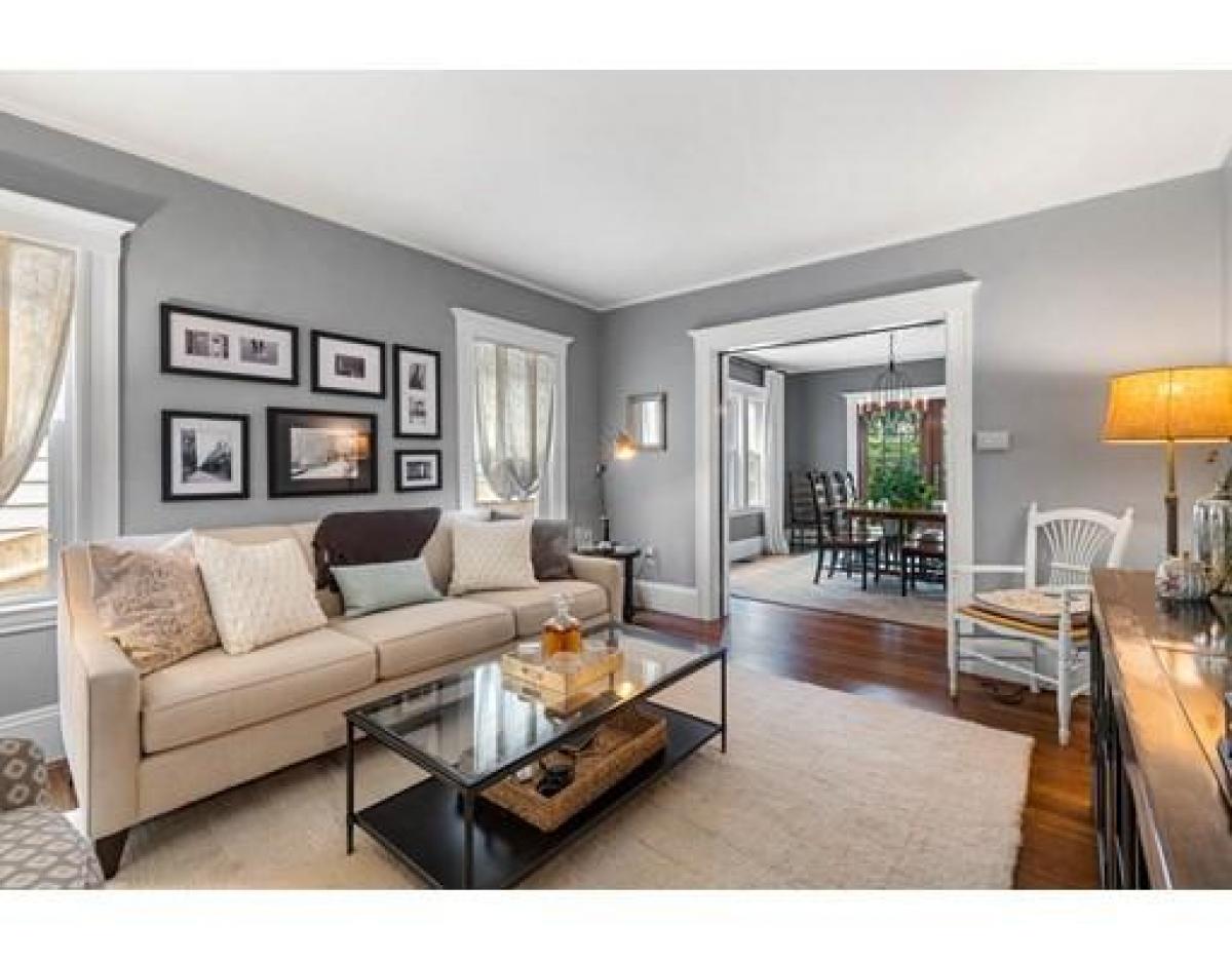 Picture of Home For Sale in East Brimfield, Massachusetts, United States