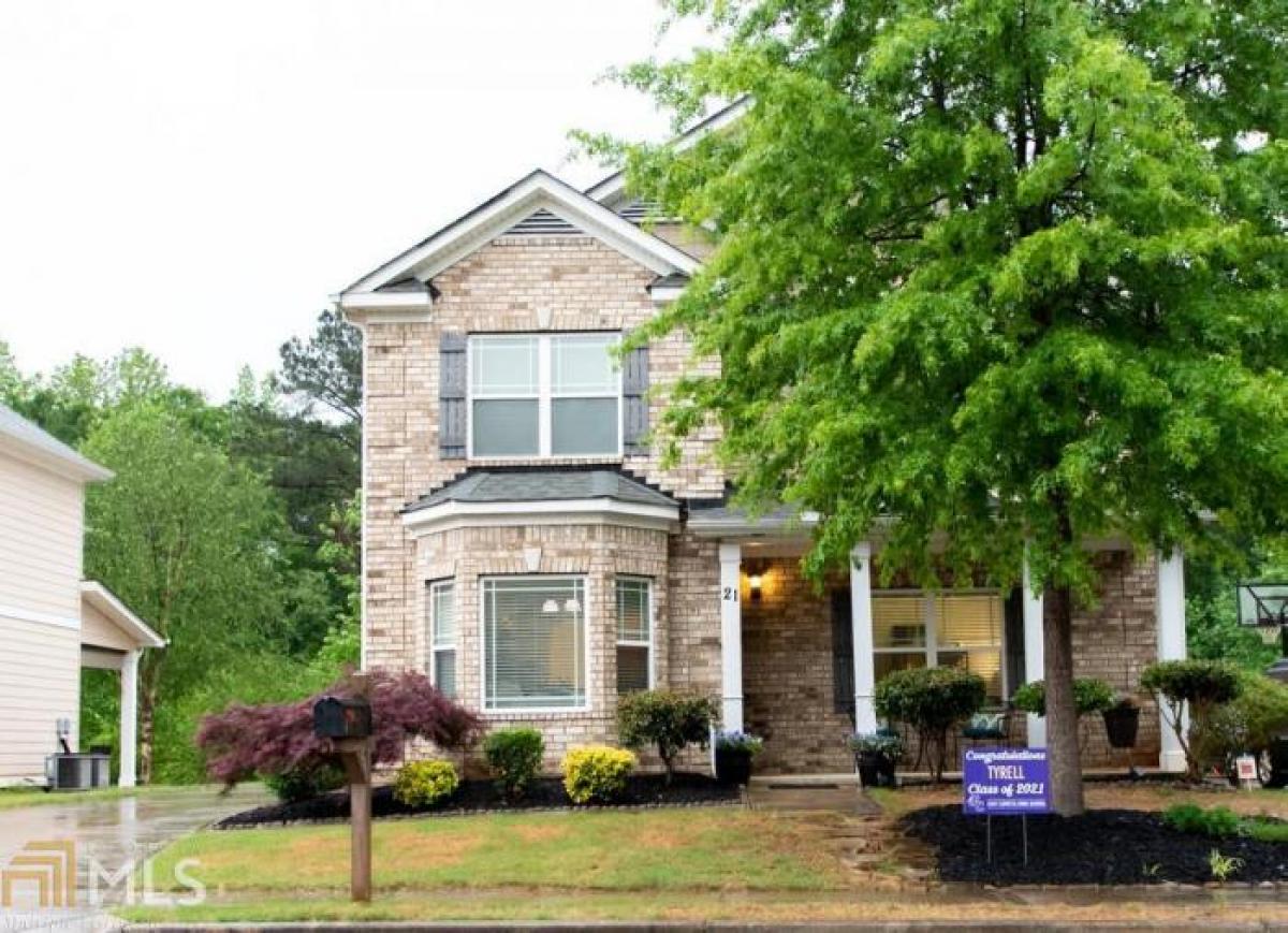 Picture of Home For Sale in Newnan, Georgia, United States