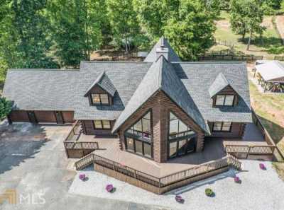 Home For Sale in Williamson, Georgia