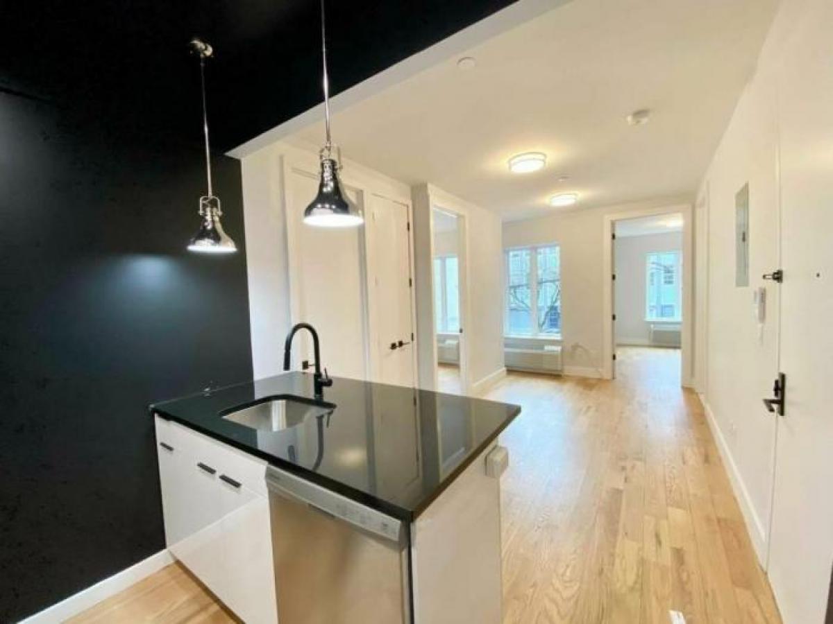 Picture of Home For Rent in Bronx, New York, United States