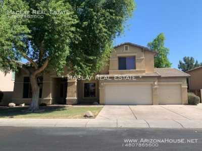 Home For Rent in Gilbert, Arizona