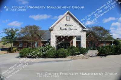 Retail For Rent in Rhome, Texas