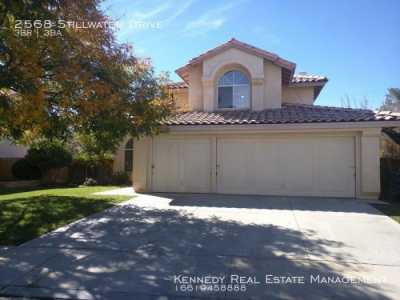 Home For Rent in Lancaster, California