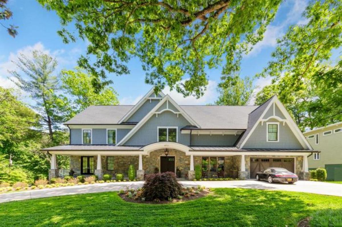 Picture of Home For Sale in Bethesda, Maryland, United States