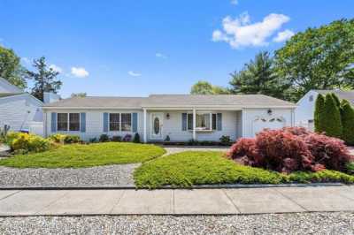 Home For Sale in Brick, New Jersey