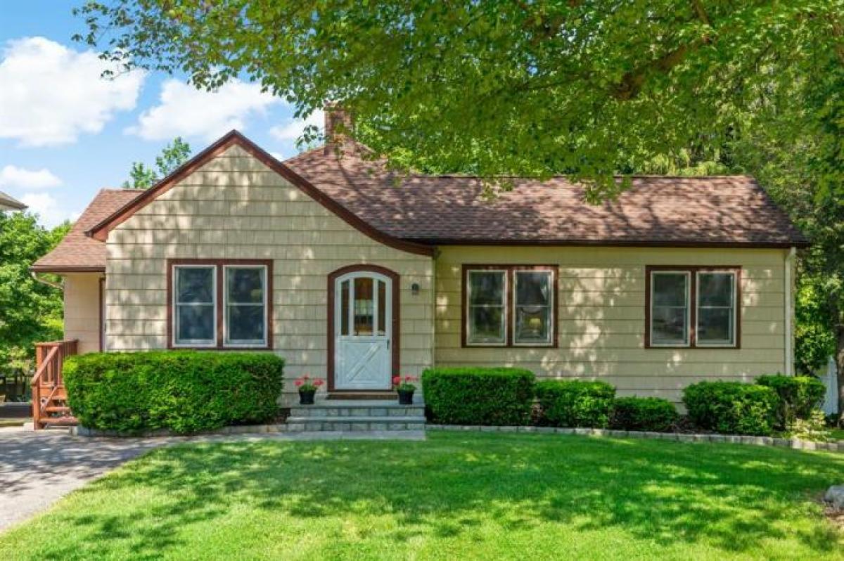 Picture of Home For Sale in Ossining, New York, United States