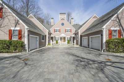 Home For Sale in White Plains, New York