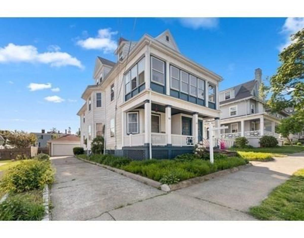 Picture of Condo For Sale in Lynn, Massachusetts, United States