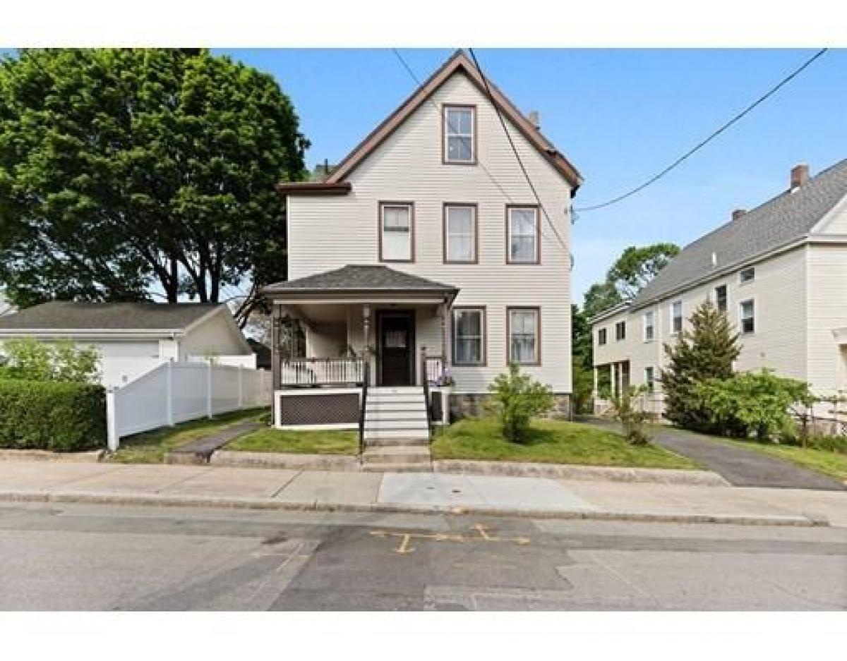 Picture of Multi-Family Home For Sale in Boston, Massachusetts, United States