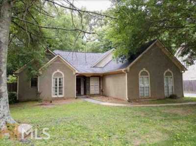 Home For Sale in Kennesaw, Georgia