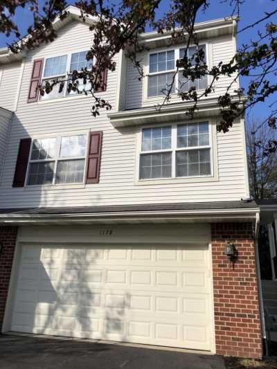 Home For Sale in Glendale Heights, Illinois