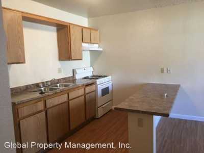 Apartment For Rent in Adelanto, California