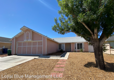 Home For Rent in Lancaster, California