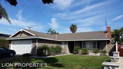 Home For Rent in Huntington Beach, California