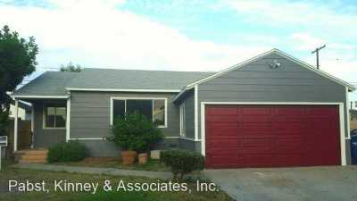 Home For Rent in Lakewood, California