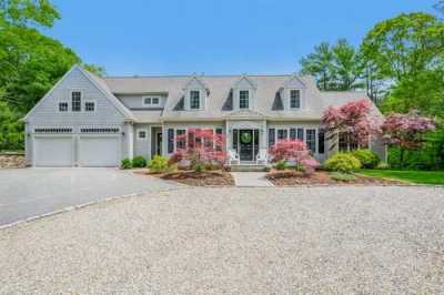 Home For Sale in Mashpee, Massachusetts