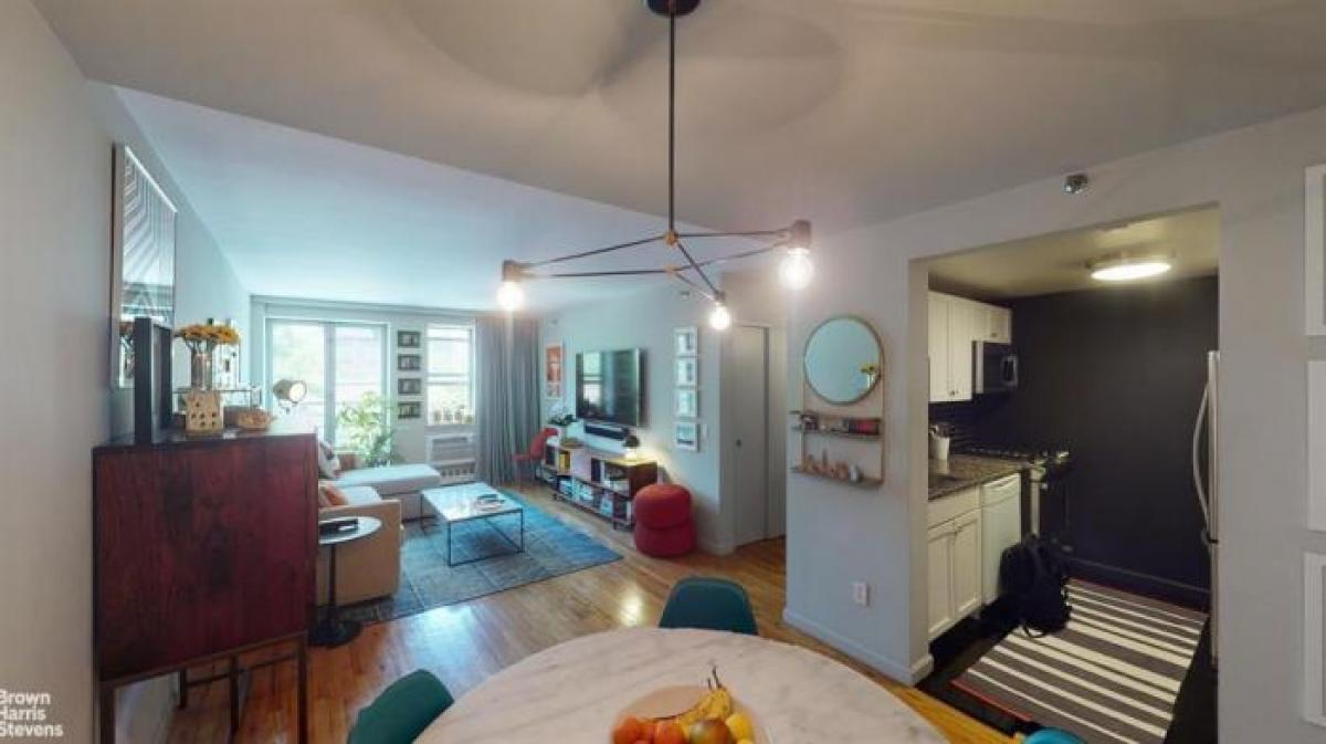 Picture of Apartment For Sale in Harlem, New York, United States