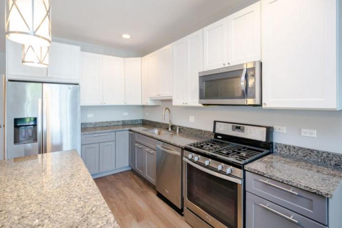 Picture of Apartment For Rent in Glenview, Illinois, United States