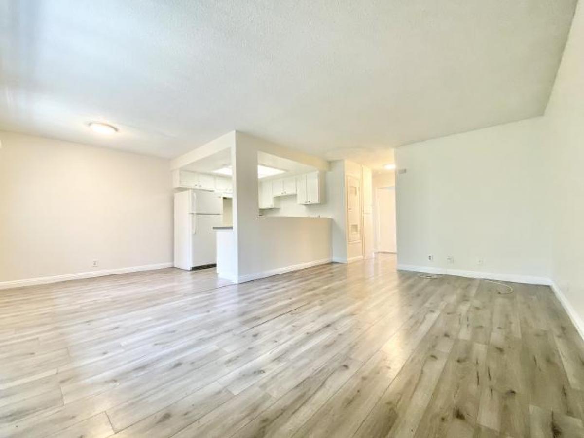 Picture of Apartment For Rent in Inglewood, California, United States