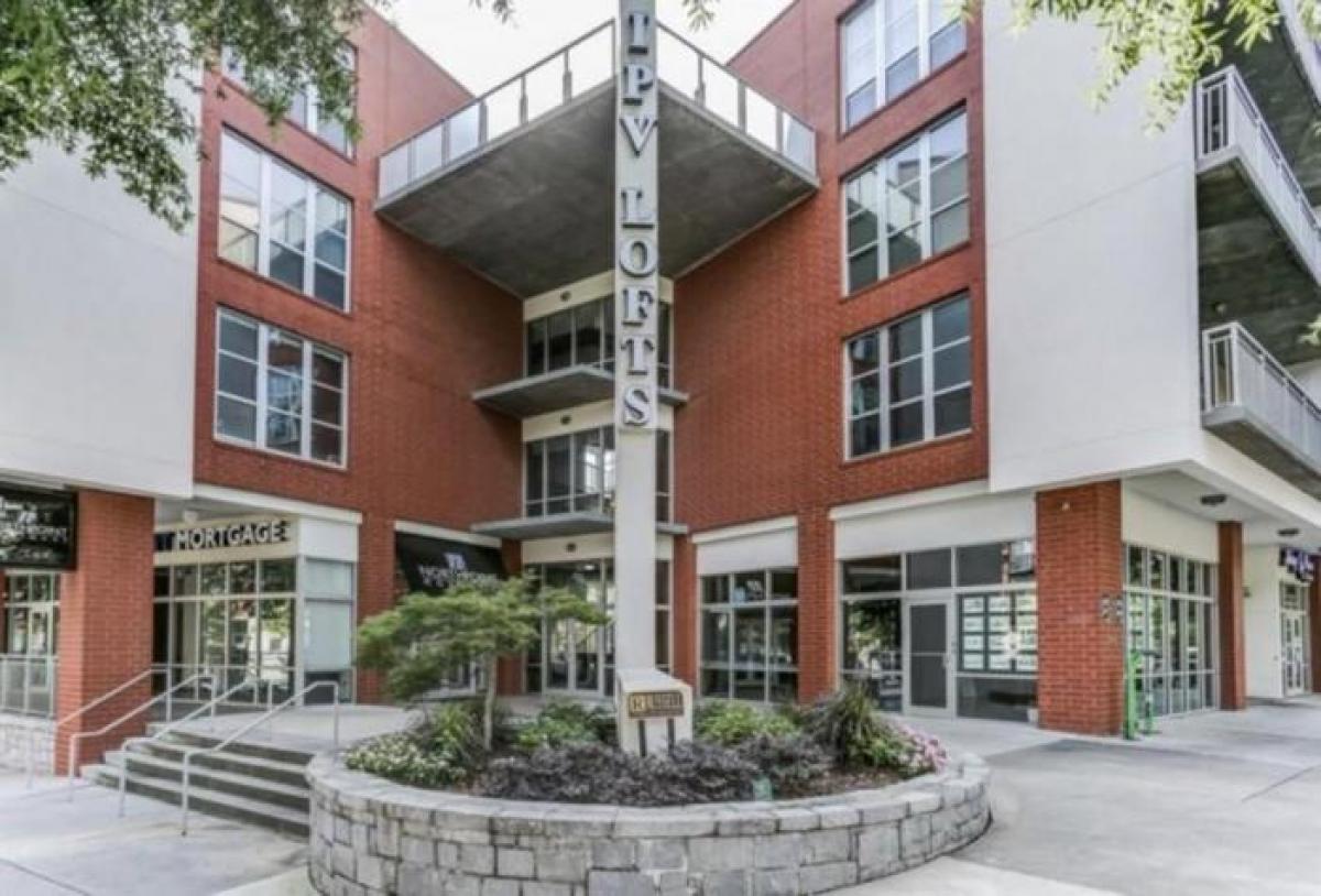 Picture of Condo For Sale in Atlanta, Georgia, United States