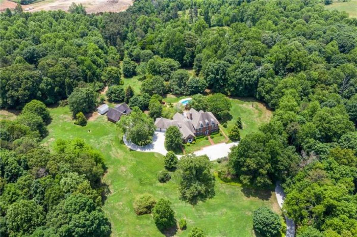 Picture of Residential Land For Sale in Dawsonville, Georgia, United States