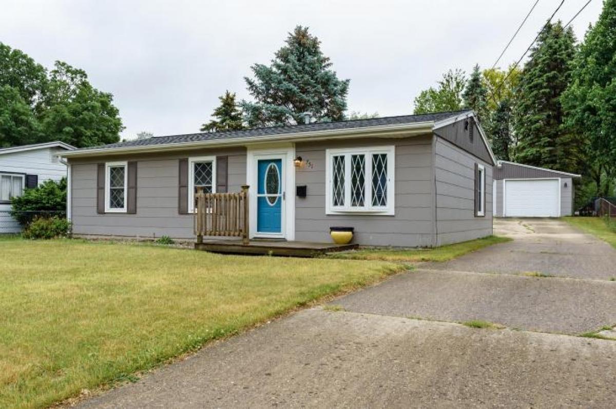 Picture of Home For Sale in Battle Creek, Michigan, United States