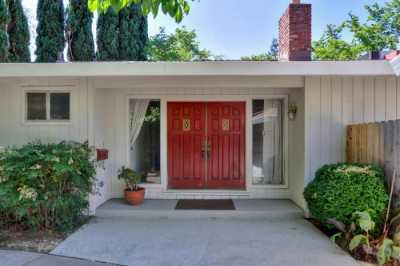 Home For Sale in Carmichael, California