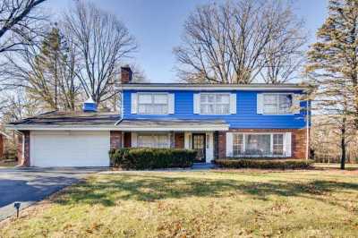 Home For Sale in Olympia Fields, Illinois