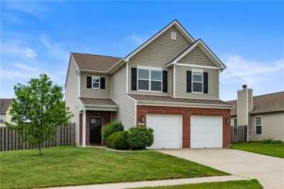 Home For Sale in Whitestown, Indiana