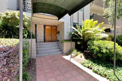 Condo For Sale in Oakland, California