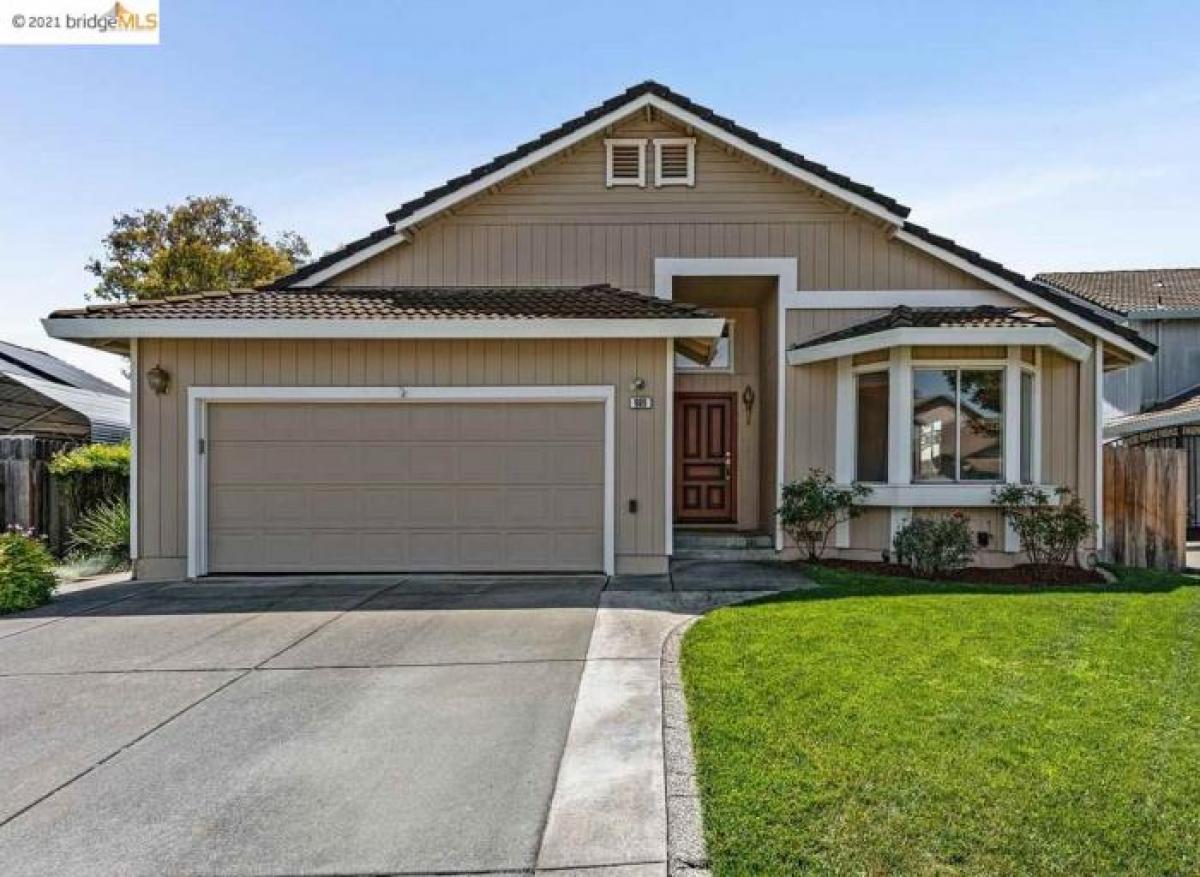Picture of Home For Sale in Fairfield, California, United States