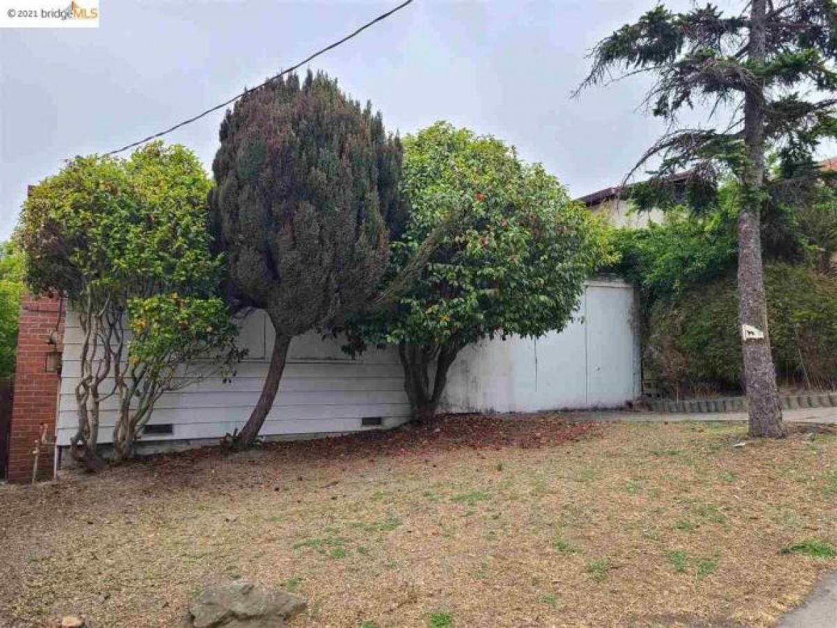 Picture of Home For Sale in El Cerrito, California, United States