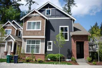 Home For Rent in Redmond, Washington