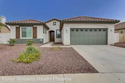 Home For Rent in Gilbert, Arizona
