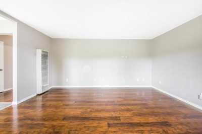 Condo For Rent in Oakland, California