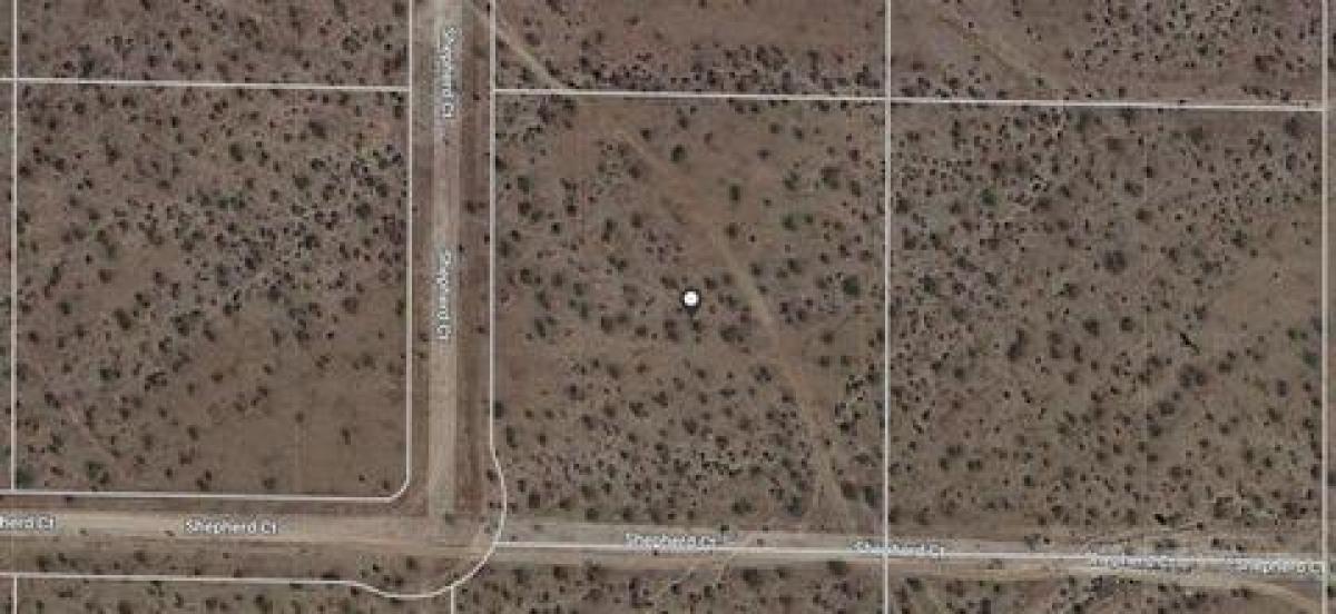 Picture of Residential Land For Sale in Apple Valley, California, United States