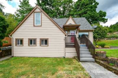 Home For Rent in Camas, Washington