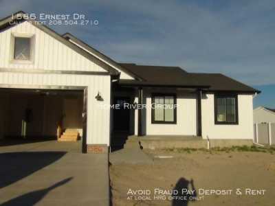 Home For Rent in Idaho Falls, Idaho