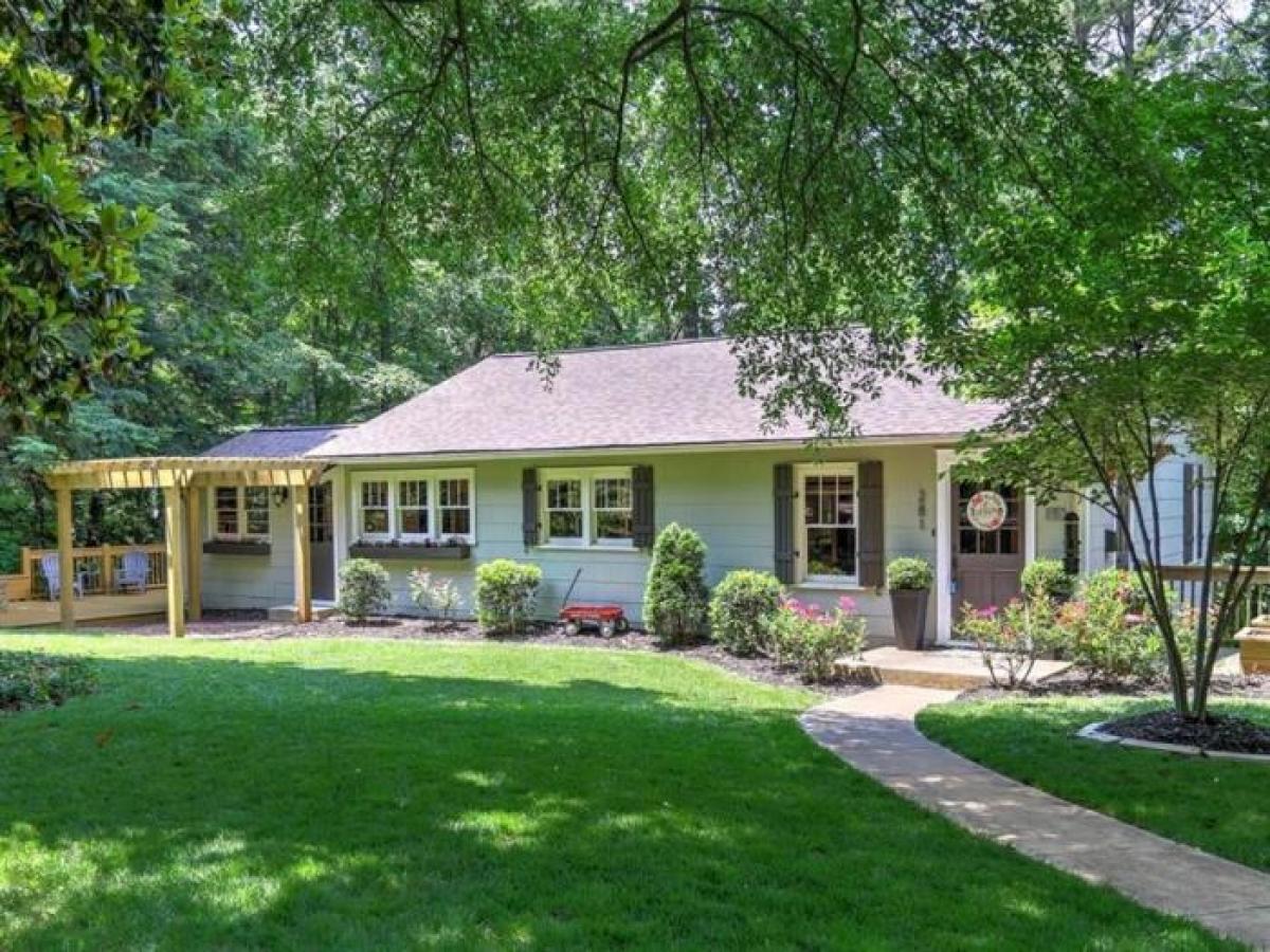 Picture of Home For Sale in Canton, Georgia, United States