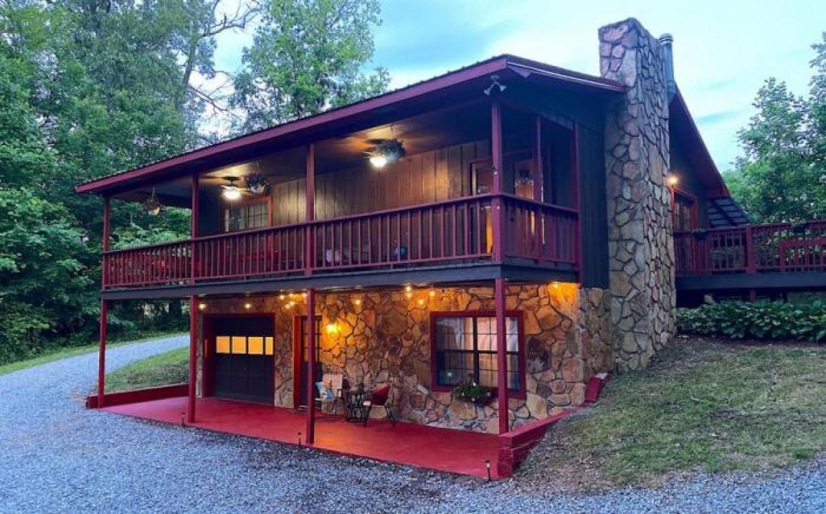 Picture of Home For Sale in Morganton, Georgia, United States