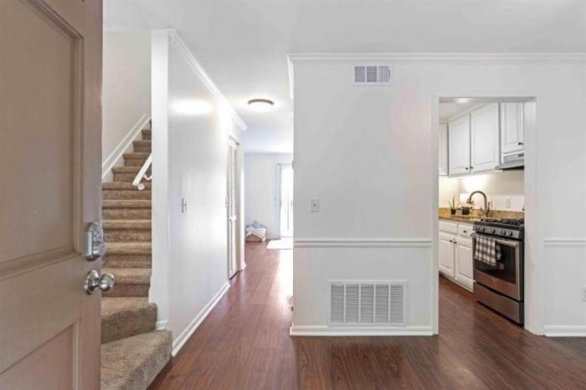 Picture of Apartment For Sale in Decatur, Georgia, United States