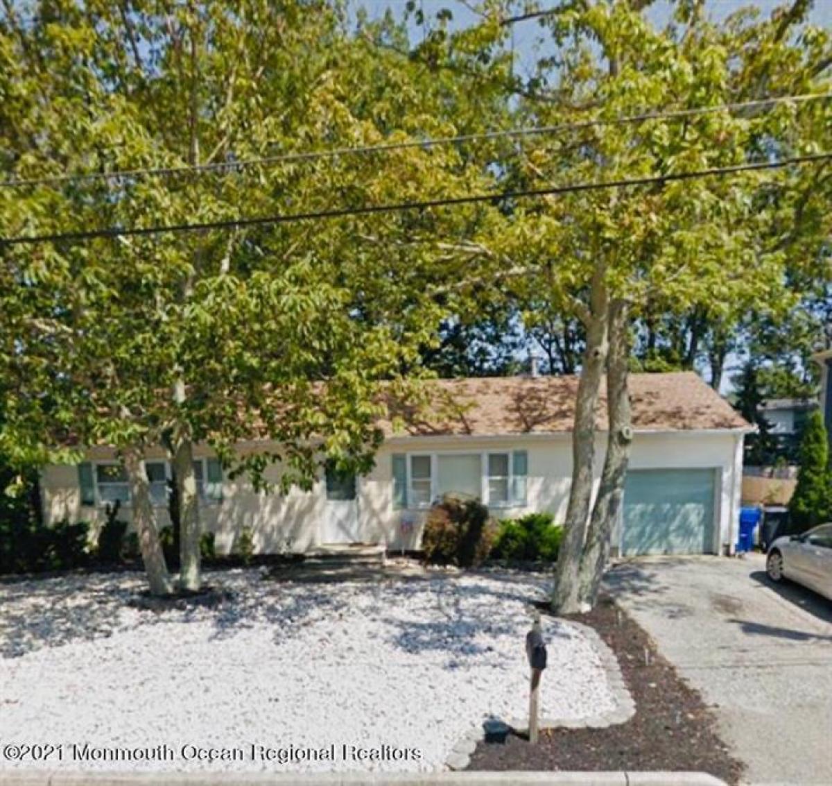 Picture of Home For Sale in Brick, New Jersey, United States